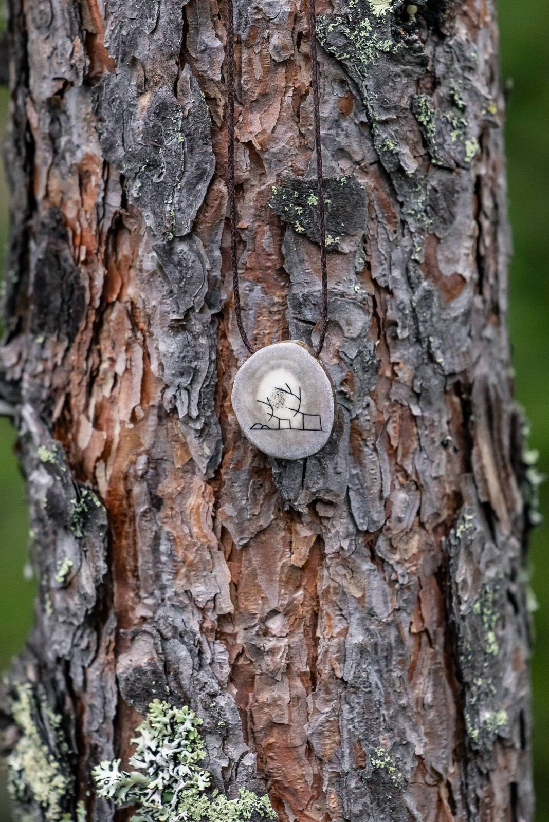 Pendant with Sámi symbol - Image 6
